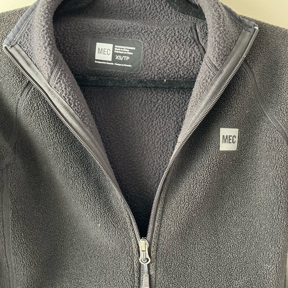 MEC Full Zip Women’s Fleece Sweater XS - Picture 3 of 6